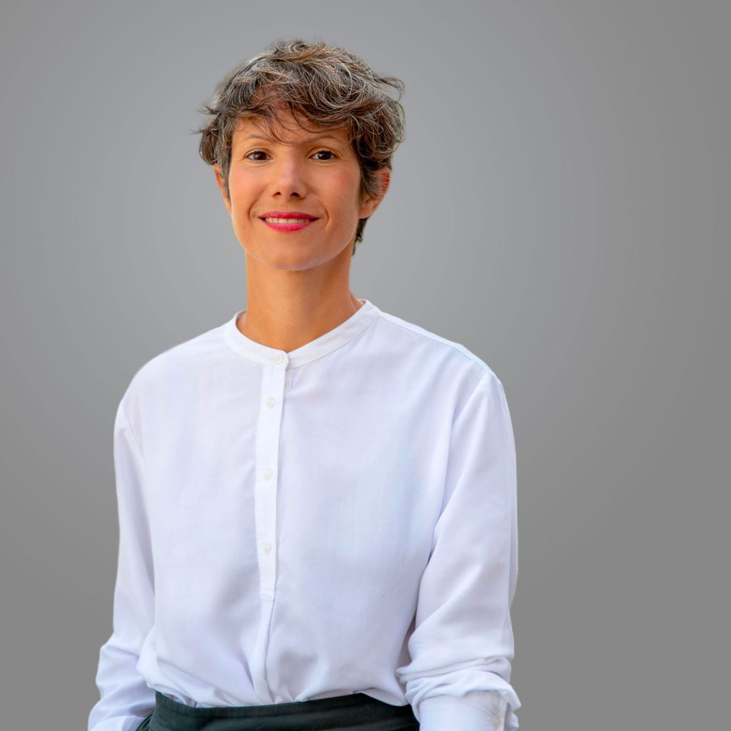 Portrait Carole Polo Magnétisme énergétique- reiki - Arrêt tabac et addiction - séance magnétisme à distance - soins